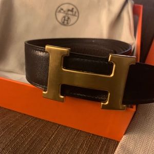 Authentic Hermes "H"  Reversible Black/Brown Belt. 85 cm size.